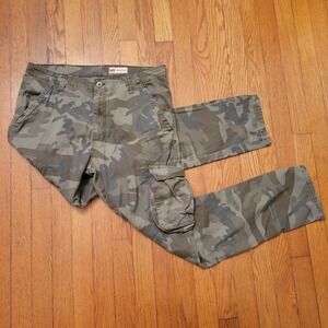Wrangler Regular Taper Camo Cargo Pants 34x32 Hunting Outdoors Utility Work